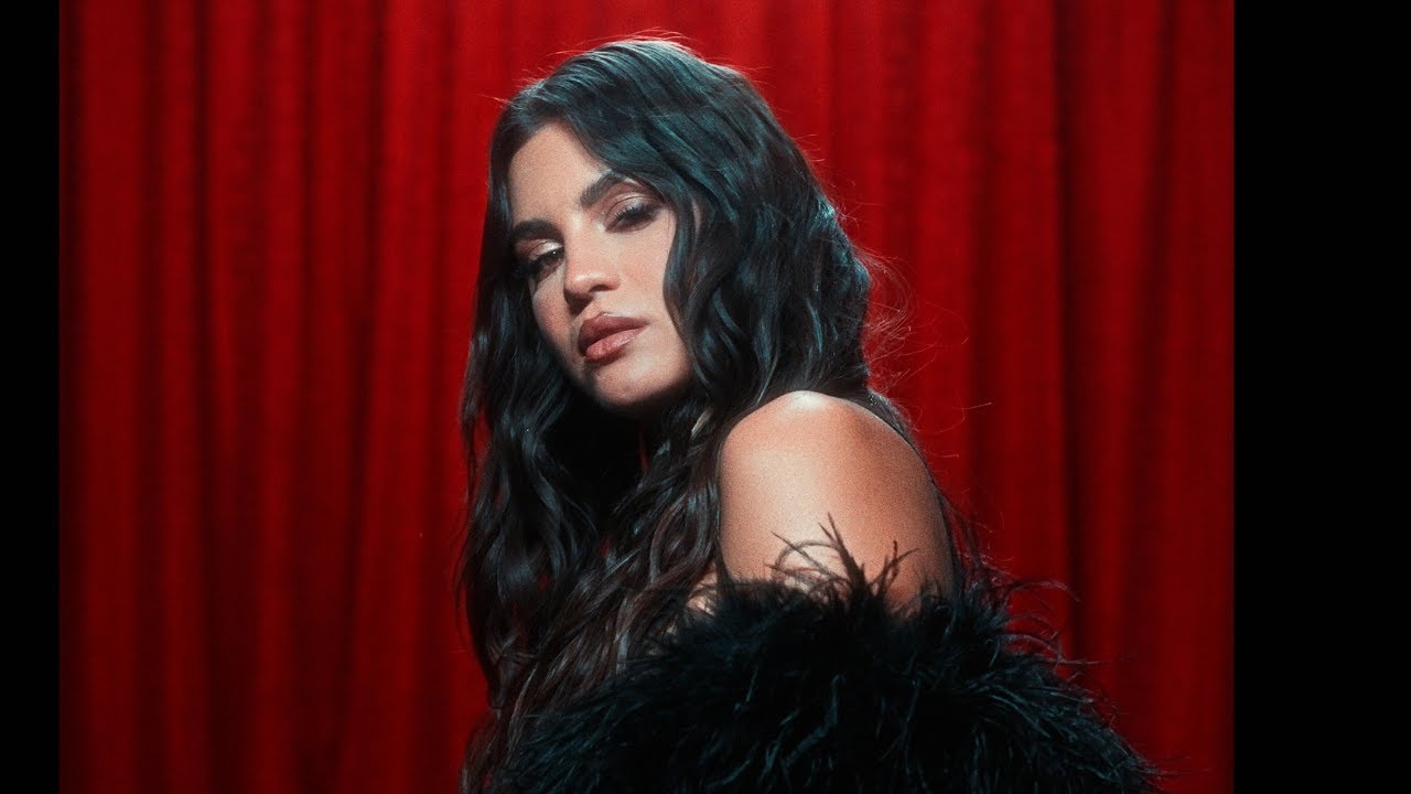 Pia Ioana - Ce te iubesc (Official Video)