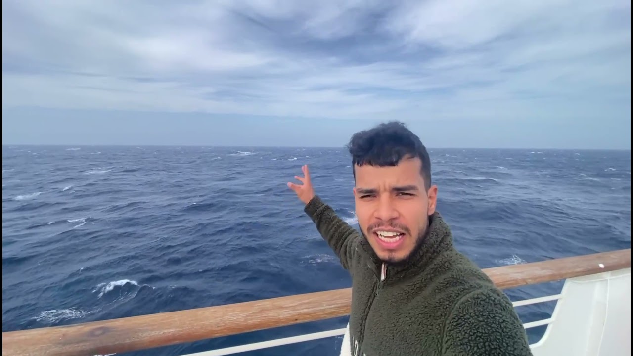 توثيق من أحد المسافرين على متن أول رحلة لباخرة كفالاي كوين من محطة مصراتة إلى مدينة إزمير التركية