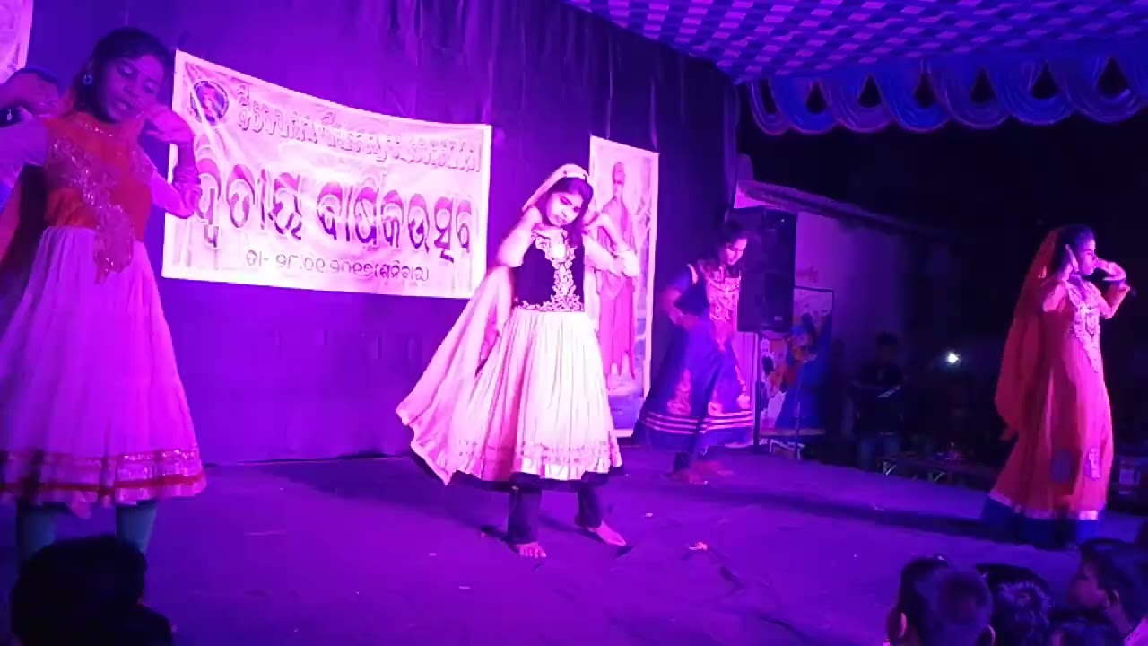 jebe chudi baje jhanan Jan#annualfunction #dancevideo#danceperformance#studentlife #odiasong#school
