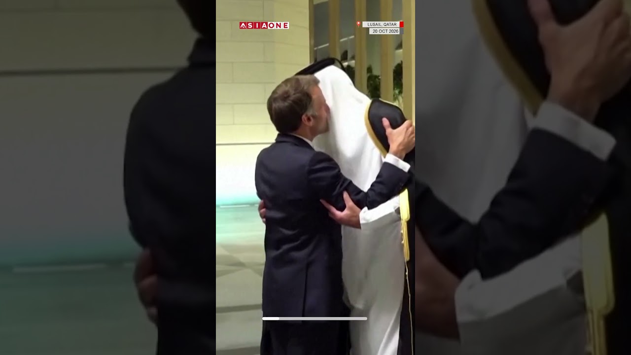 Qatar&rsquo;s Emir Receives Macron at the Palace | Asia One News