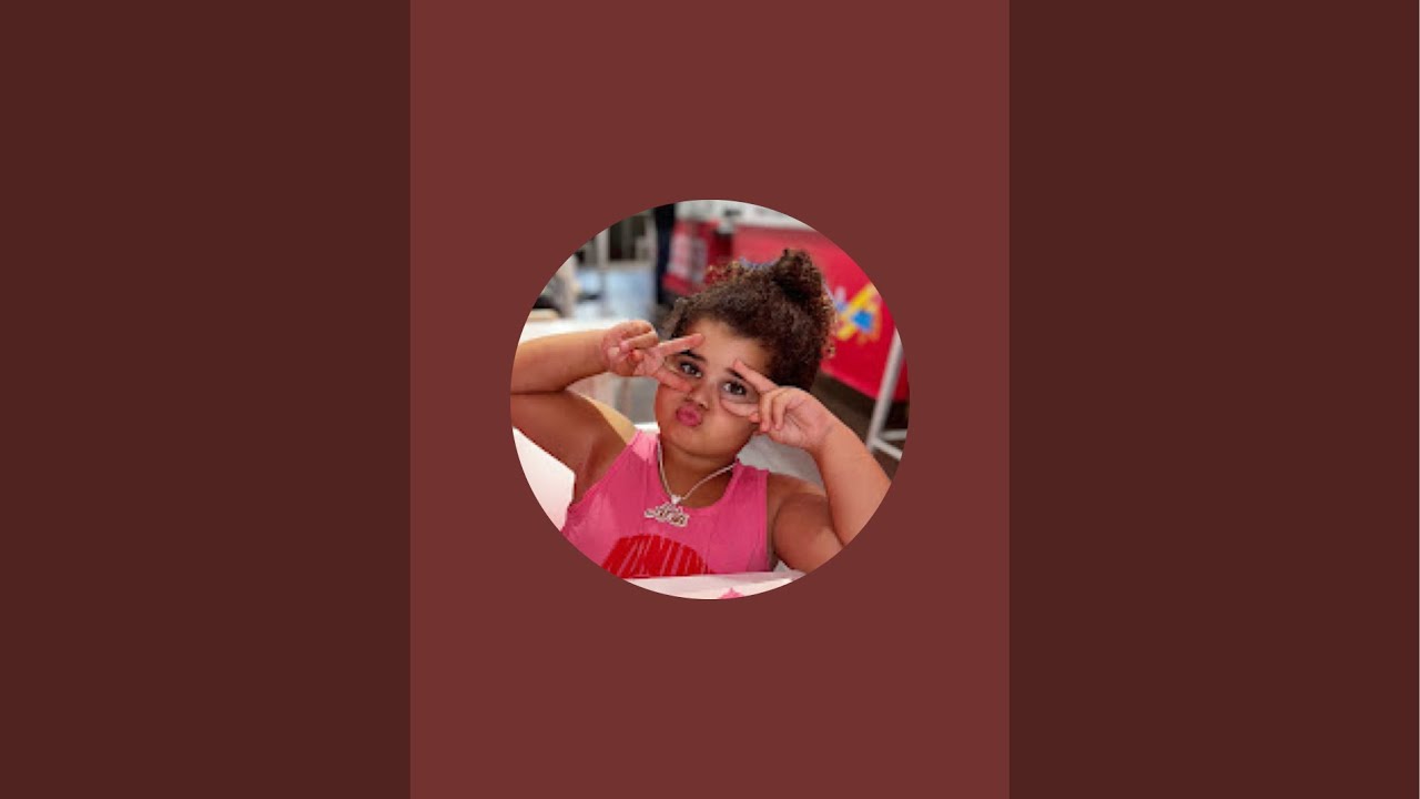 Aria Johnson  is live!