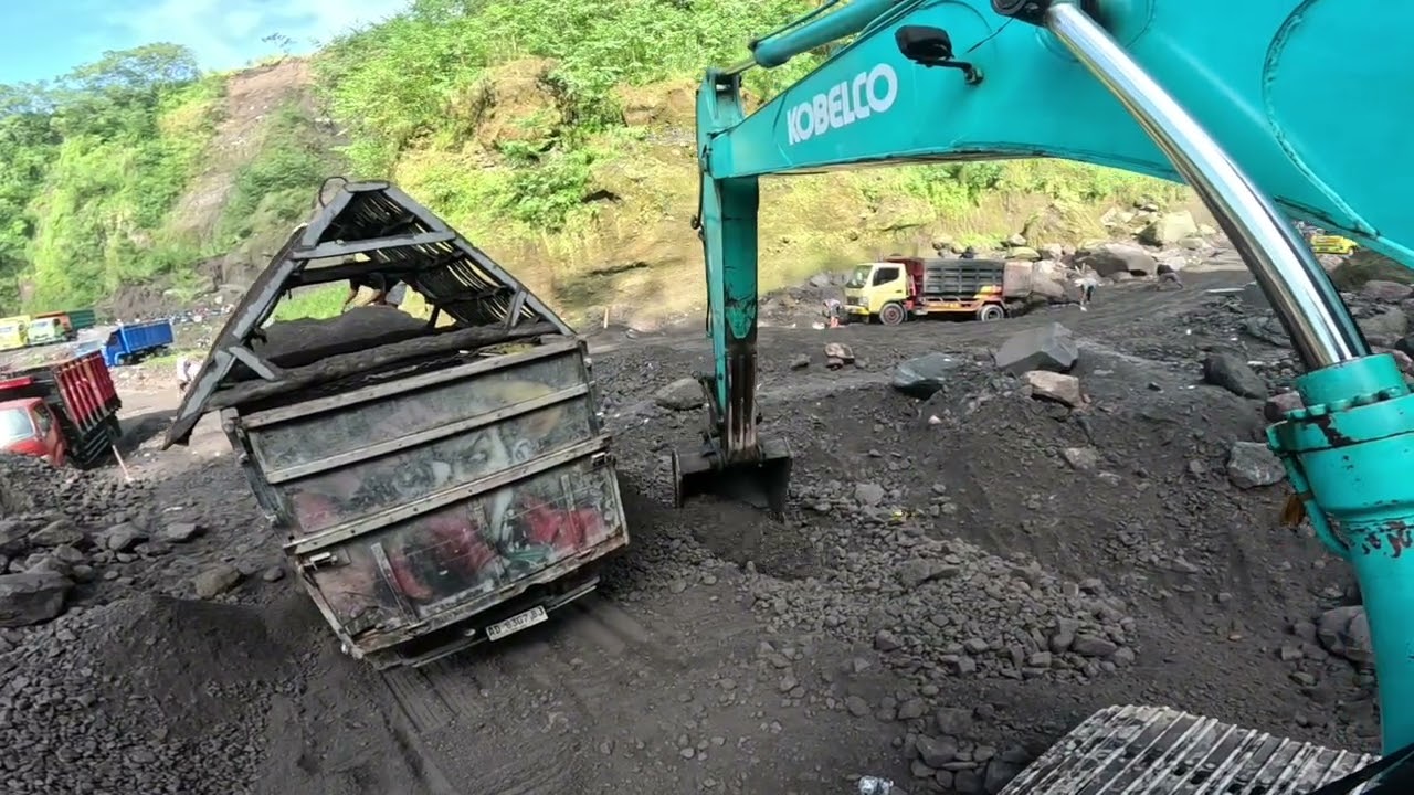 Sand mining part 906