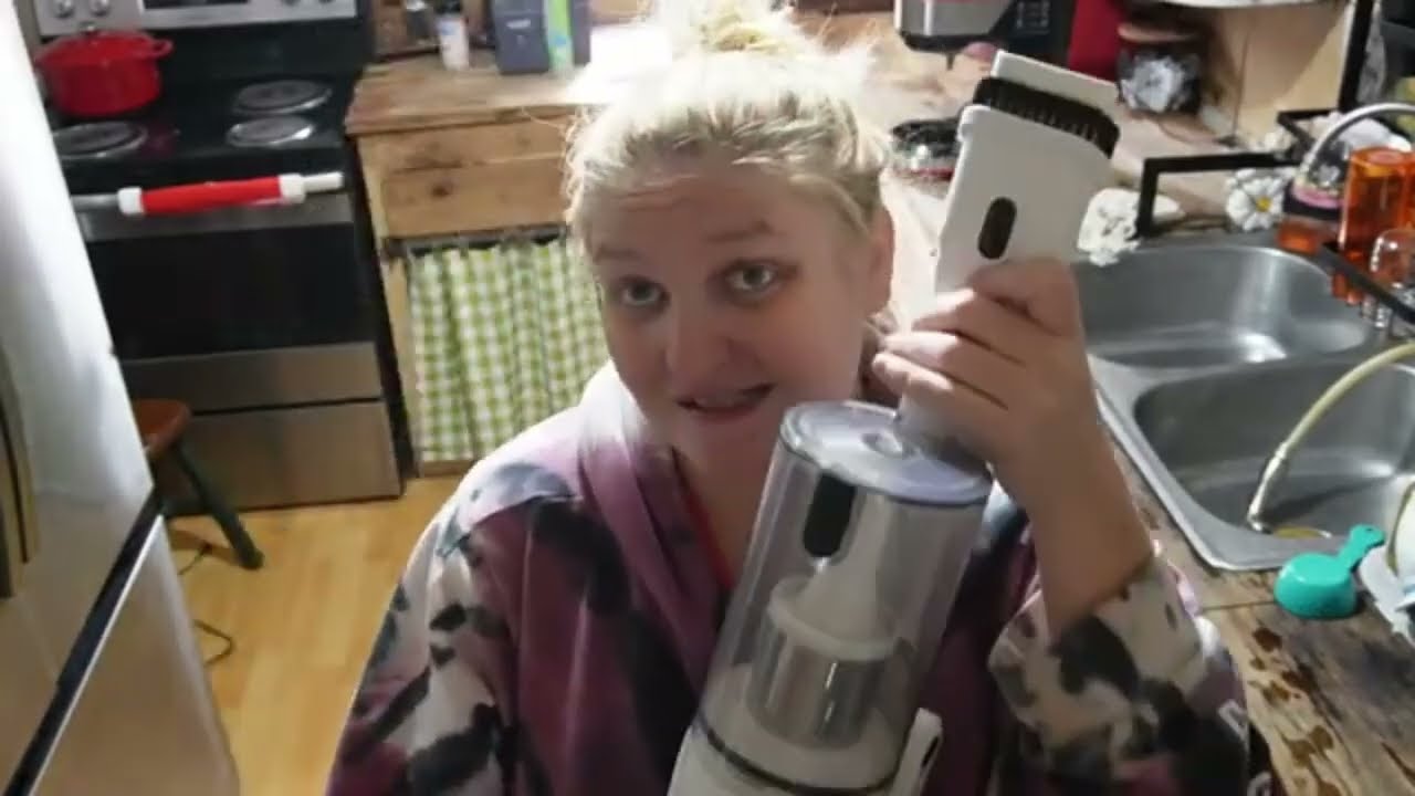 Cleaning the Car by use Klarpul Vacuum Cleaner