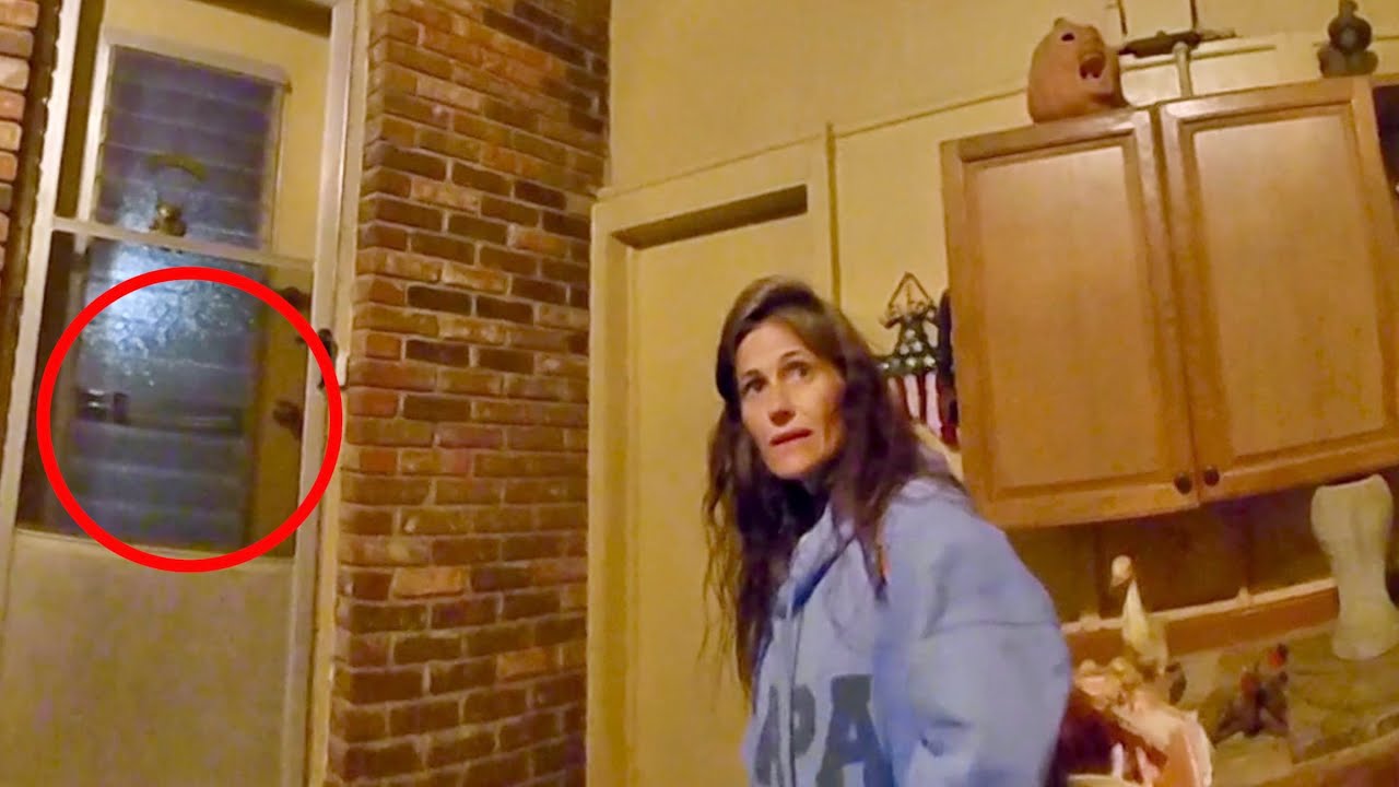 Police Surprise Woman Going Through Neighbor’s House While They’re Out of Town