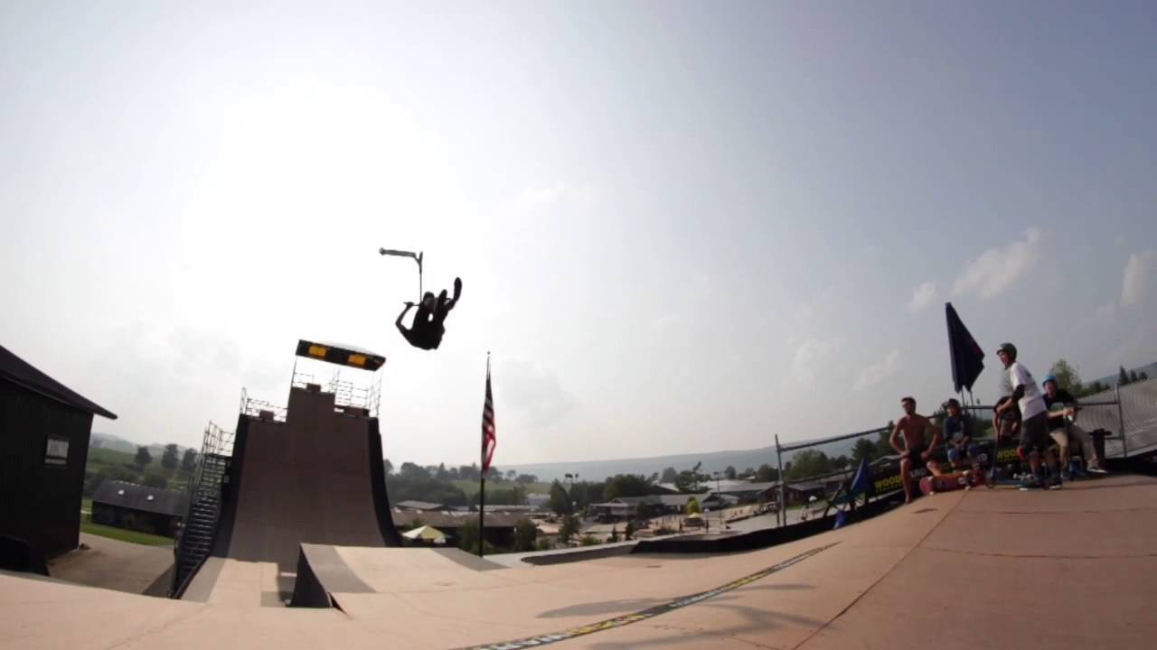 Raymond Warner || Backflip Sextuple Tailwhip to Barspin