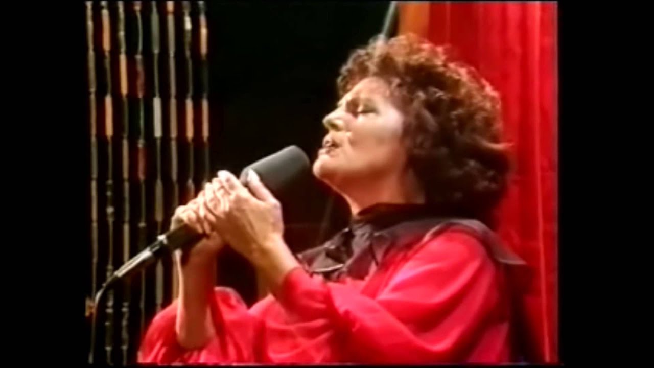 Am&aacute;lia Rodrigues - &Eacute; Ou N&atilde;o &Eacute;