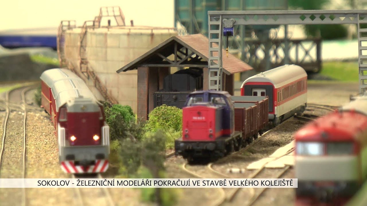 Sokolov: Železniční modeláři pokračují ve stavbě velkého kolejiště (TV Západ)