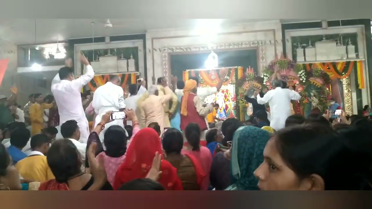 गोरखपुर के गीता वाटिका में राधा अष्टमी उत्सव l