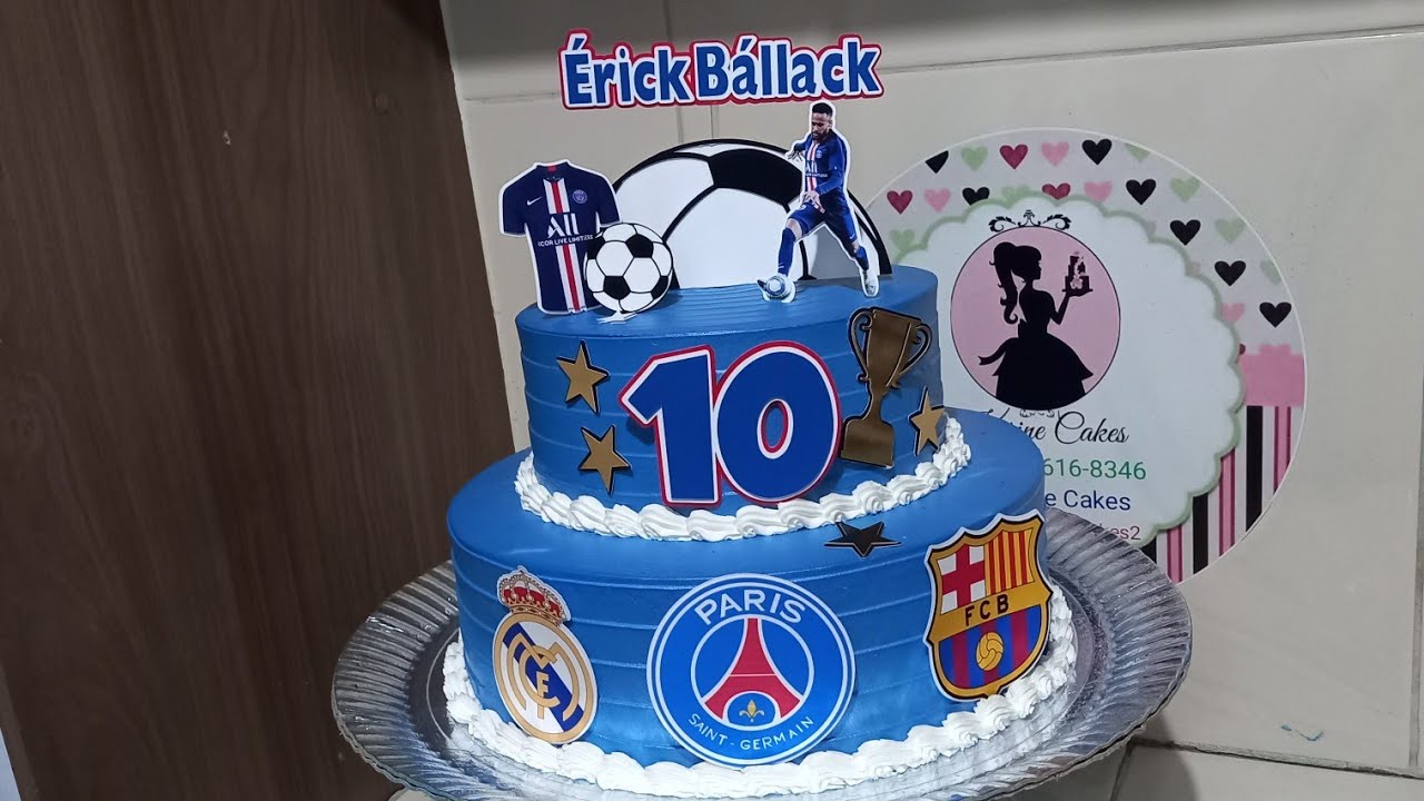 Bolo Tema PSG 2 andares / 100 fatias Chantilly / Bico 30 / Espatulado / Karine cakes.