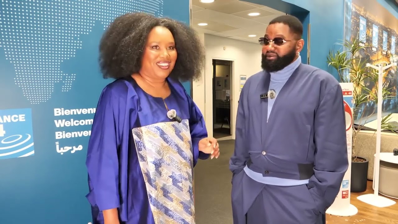 🚨Ferre Gola:la journaliste de France 24 débordé de joie.demande une dédicace a Papa Hervé code 16.
