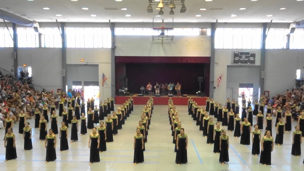 Halau O Ka Manu Hula Le`a in Merrie Monarch 2019 Ho'olaule'a .Mohala Ka hinano　カマヌフラレア　Johnny Lum Ho