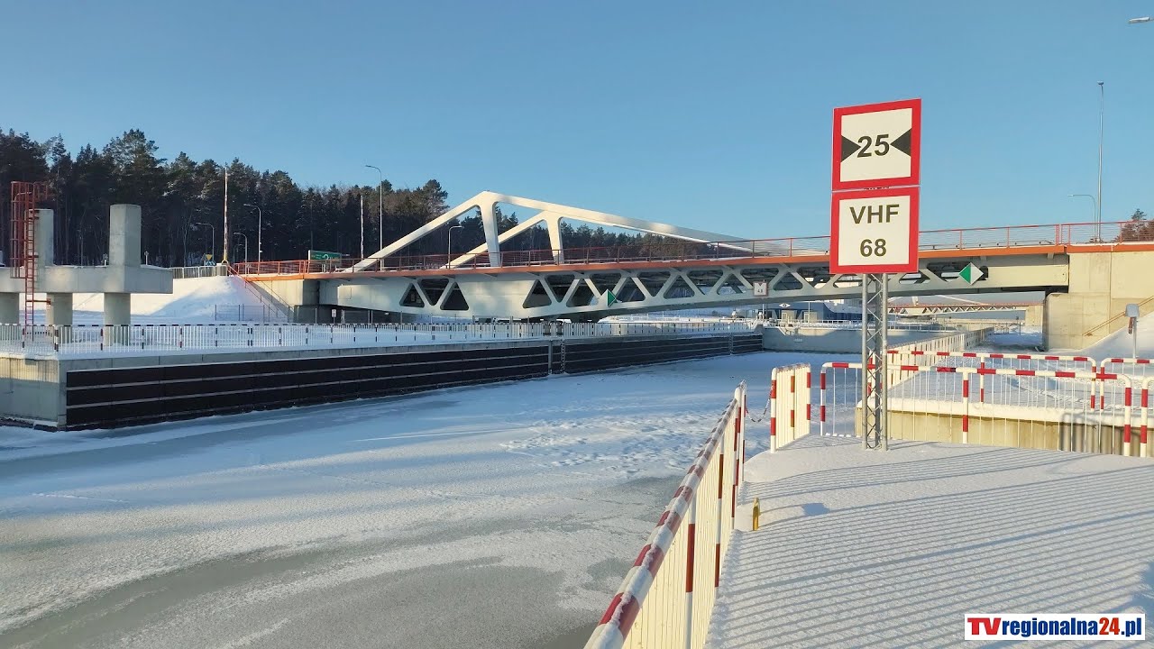 ❄️🌊 Zamarznięty Kanał Żeglugowy na Mierzei Wiślanej ❄️🌊