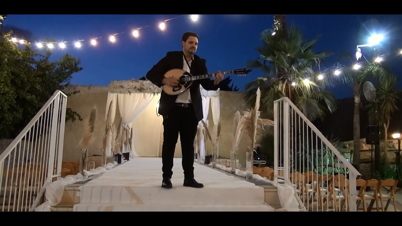אלירן מוזס נגן בוזוקי - צל עץ תמר