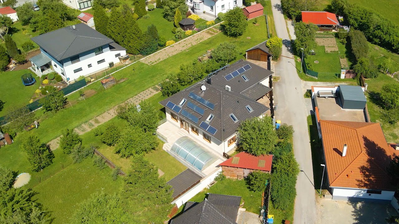 Prodej patrového RD s užitnou plohou cca 430 m², Šindlovy Dvory | www.bydlenicko.tv