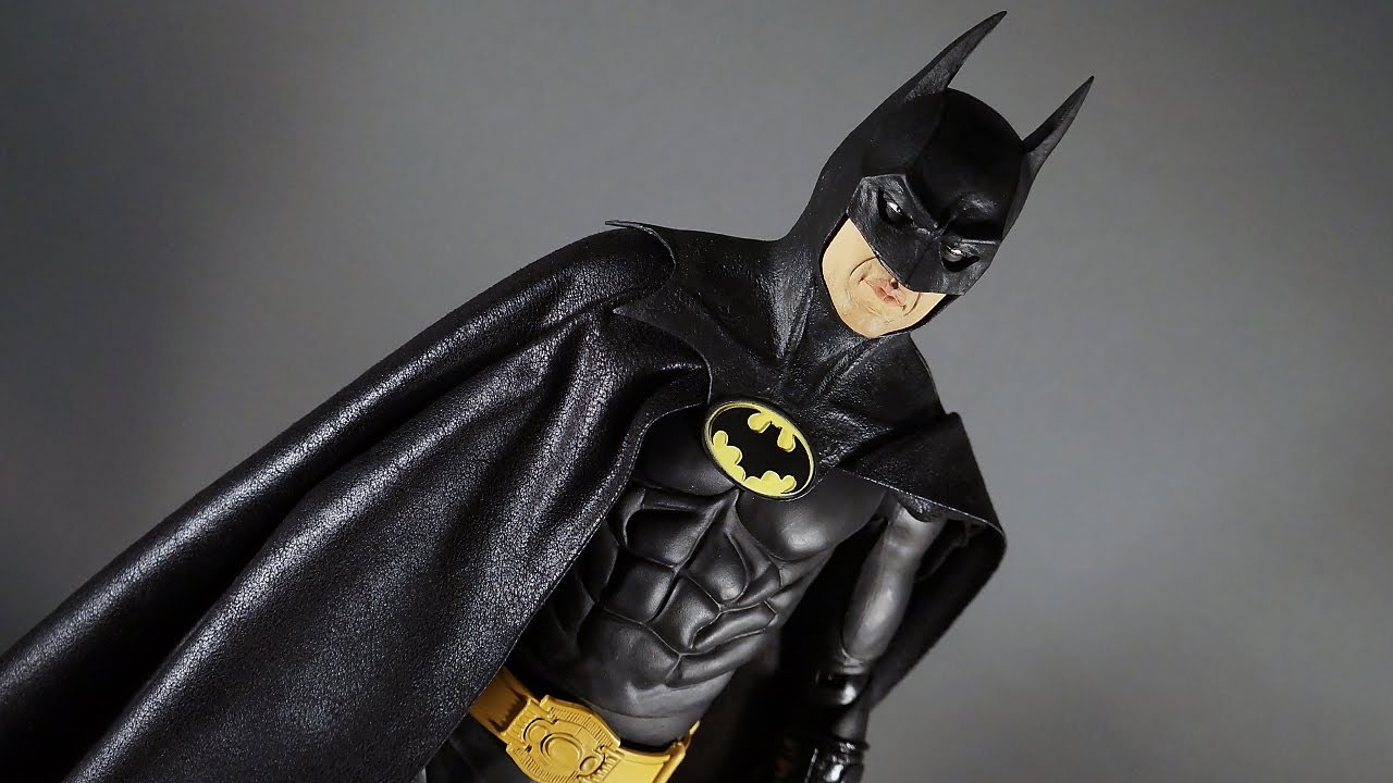 CUSTOM CAPE NECA 18