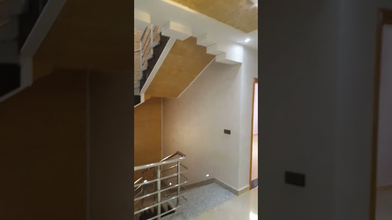 بركان منزل جميل للبيع مساحة100مترالثمن130مليون حي الرياض و140بالقش الهاتف0658591074