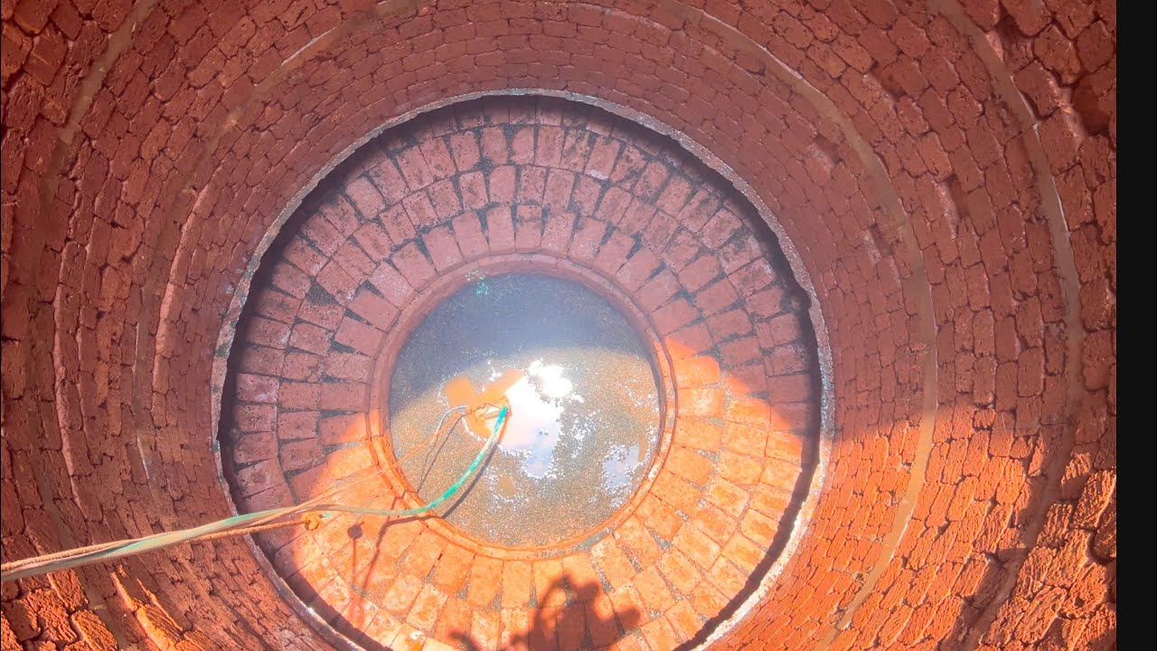 Beautiful roundwell construction/കിണർ താഴ്ത്തി അടിയിൽ കല്ല് വിരിച്ചപ്പോൾ!!