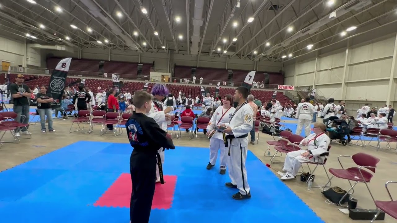 Creative , X.M.A  forms , weapons   (extreme forms , weapons ) medal ceremony