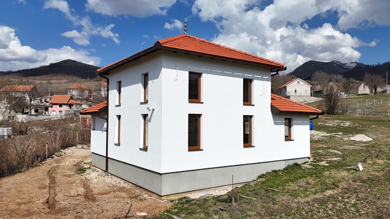 Muslimani klanjali prvu džumu namaz u novoizgrađenom mesdžidu u selu Gornja Bijenja