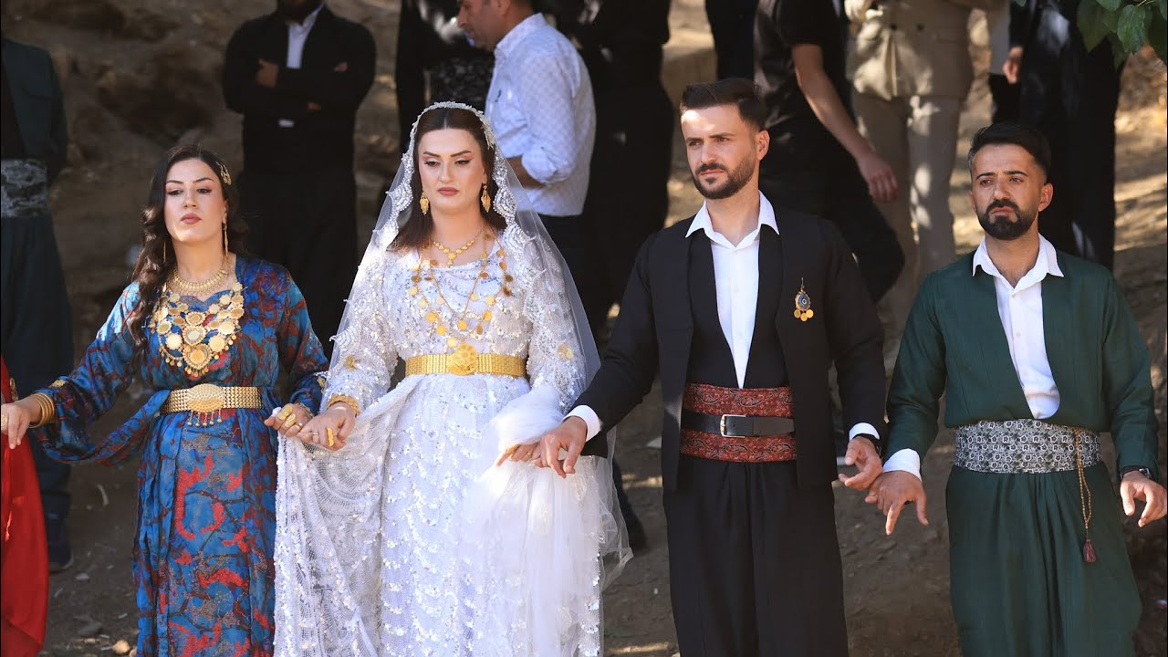 Medeni & Gülcan Düğününde Muhteşem Halaylar Şiyar Berwari Gunde Şiwrezane 