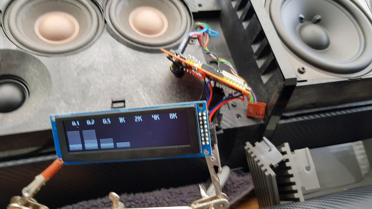 ESP32 FFT Audio Spectrum Display - 256 x 64 OLED.