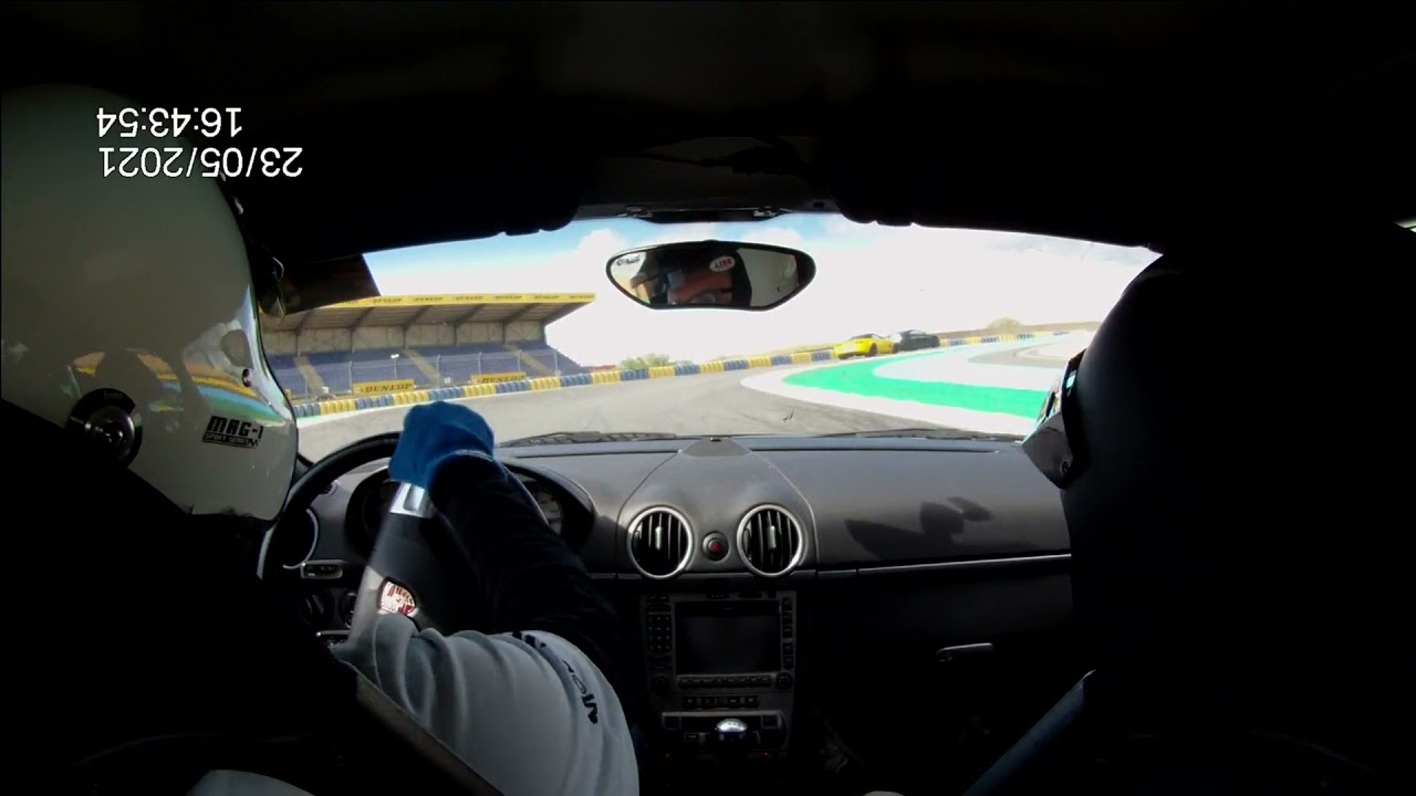 LE MANS BUGATTI - Battle Cayman S vs Nissan GTR ... décidément !