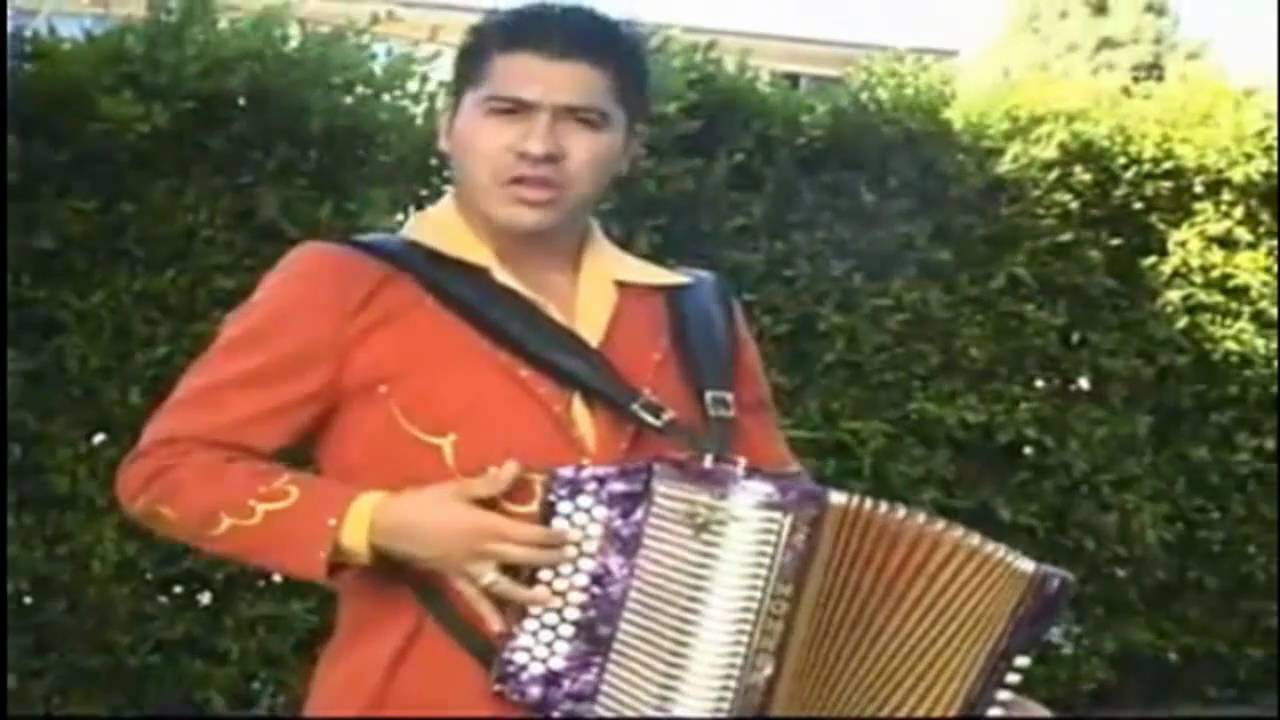 Los Sierreños - No le Digas