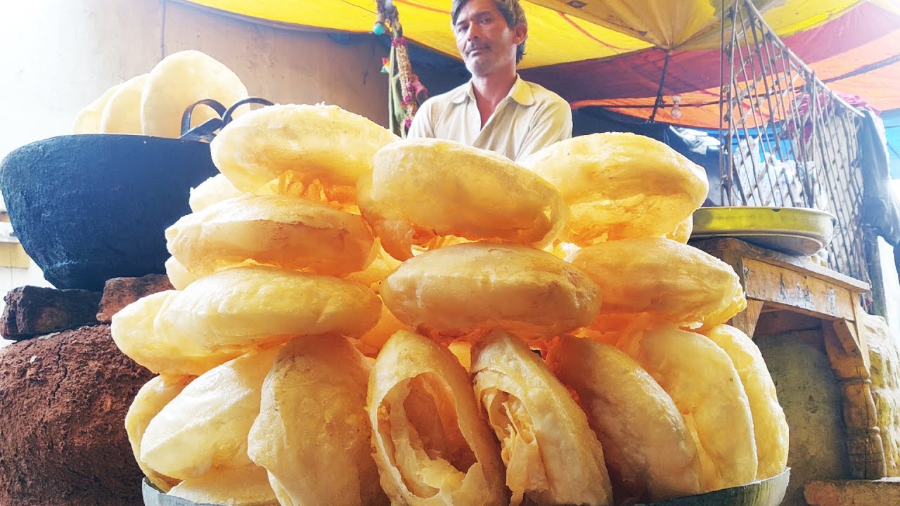 BIG Size AGRA POORI Making Skills | It Is Like Big Chole Bhature Poori Making Type | Big Food Zone