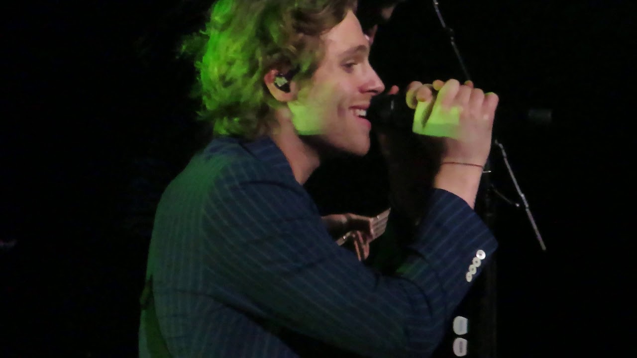 5 Seconds of Summer : Talk Fast/Moving Along (Live in Brooklyn)