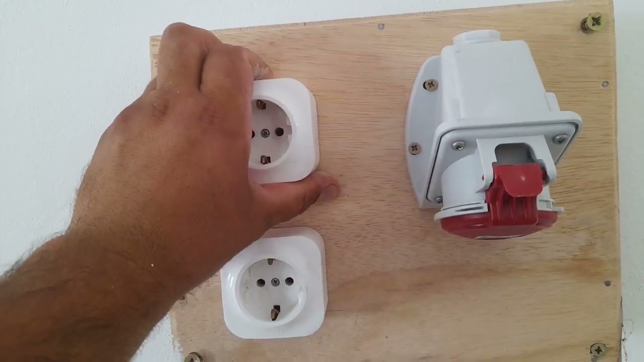 وضع لمسات الأخيرة في محل تجاري فيما يخص 380 volt  و 220 volt (الجزء الاول)