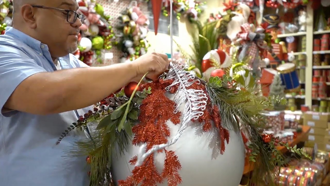 Decorating a Kissing Ball w/ Michael
