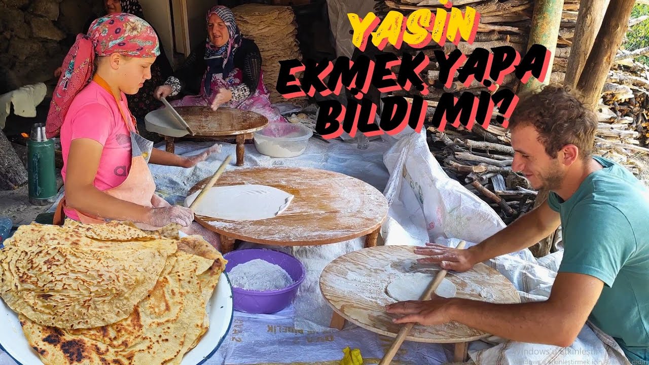 USTA BETÜL ÇIRAĞI YASİN DAMDA KÖY EKMEĞİ YAPIYORUZ