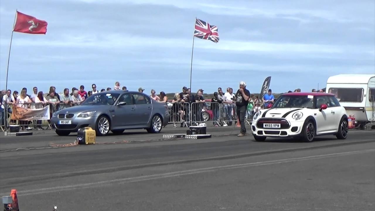 Mini JCW vs BMW M5
