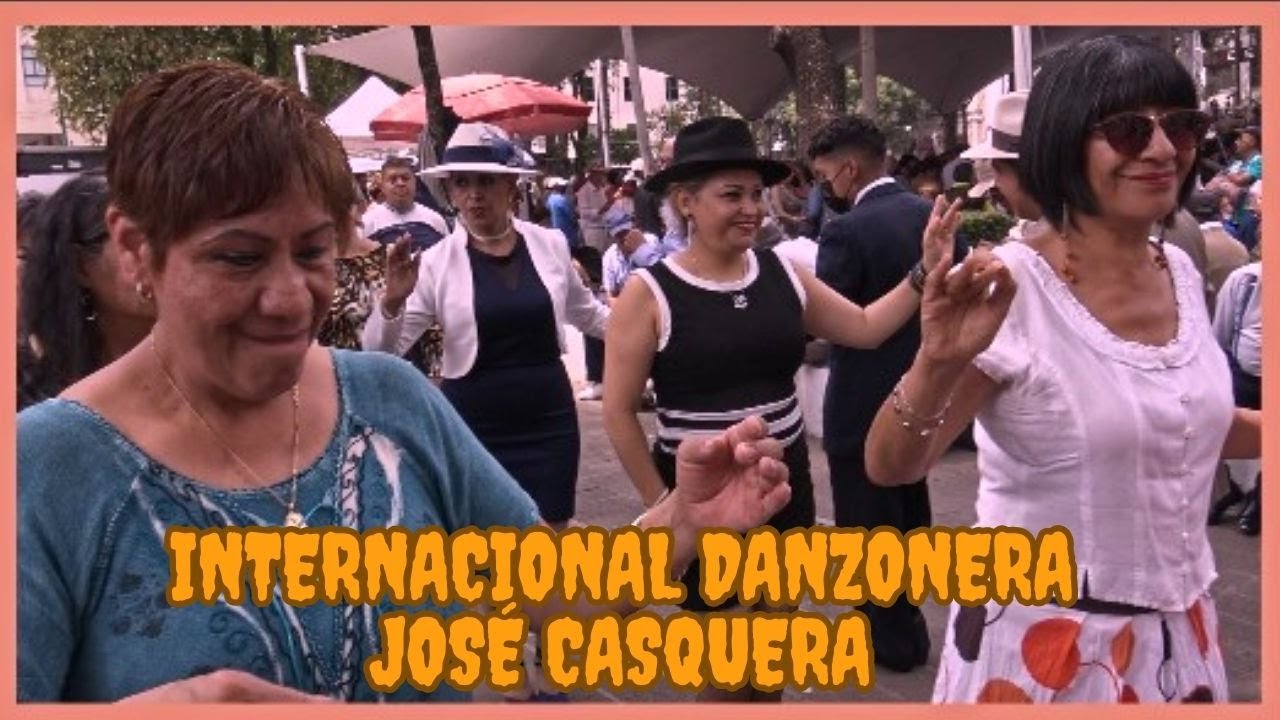 APRENDIENDO A BAILAR DANZÓN EN LA PLAZA DE LA CIUDADELA CON INTERNACIONAL DANZONERA JOSÉ CASQUERA