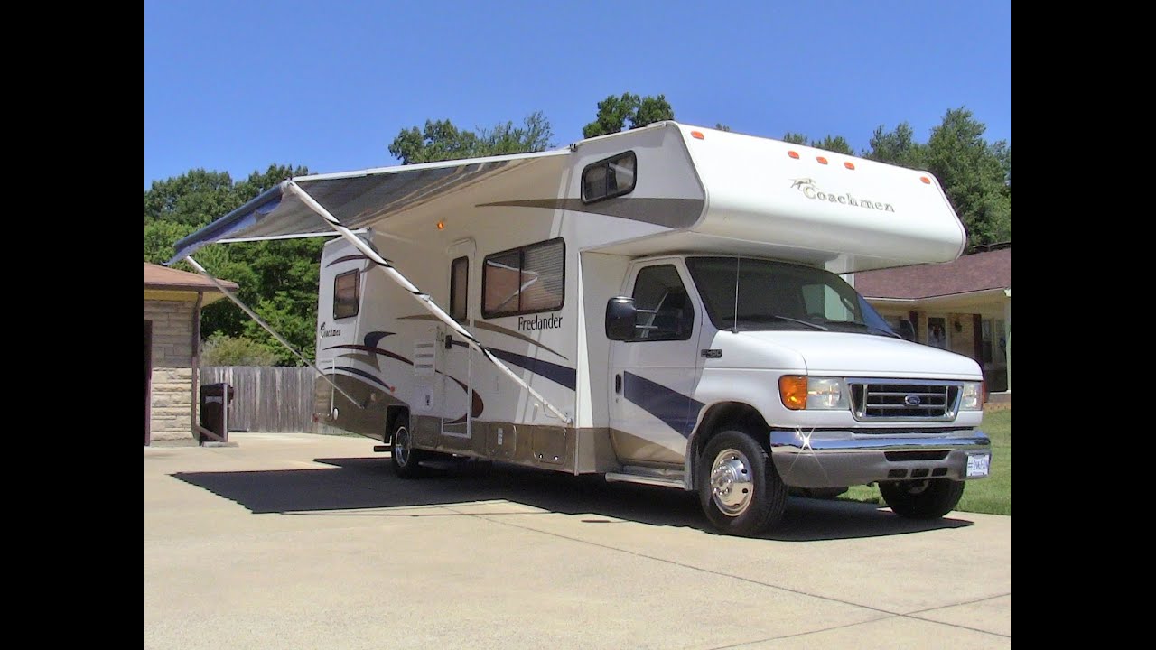 2004 Coachmen Freelander 3100 class C motorhome walk-around video (SOLD)