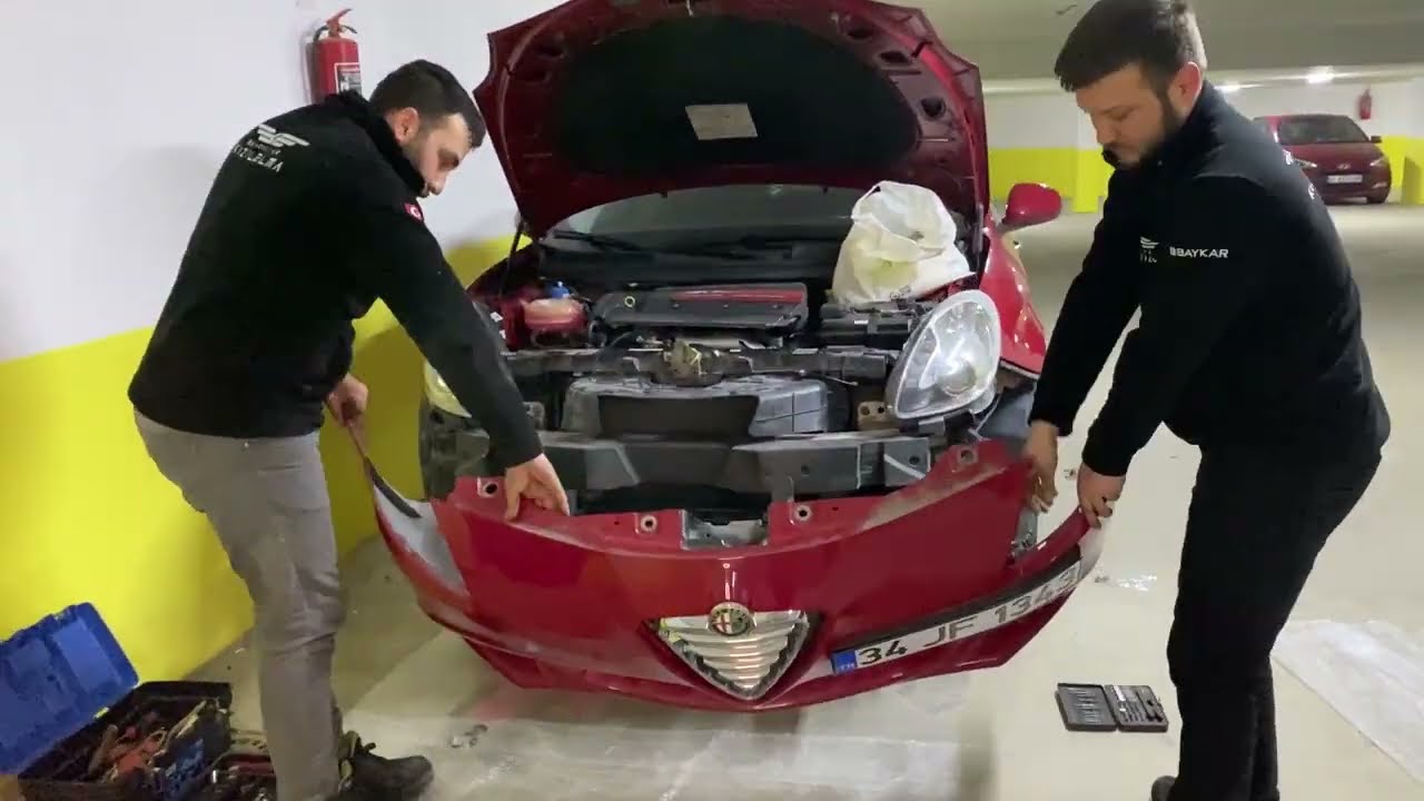 Alfa Romeo Giulietta 1.4tb Radyatör Değişimi (Radiator Replacement)