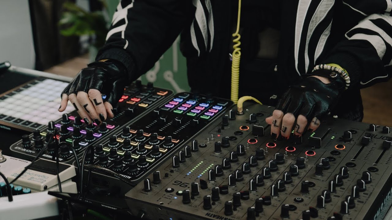 Xone:K3 at ADE with Angie Taylor