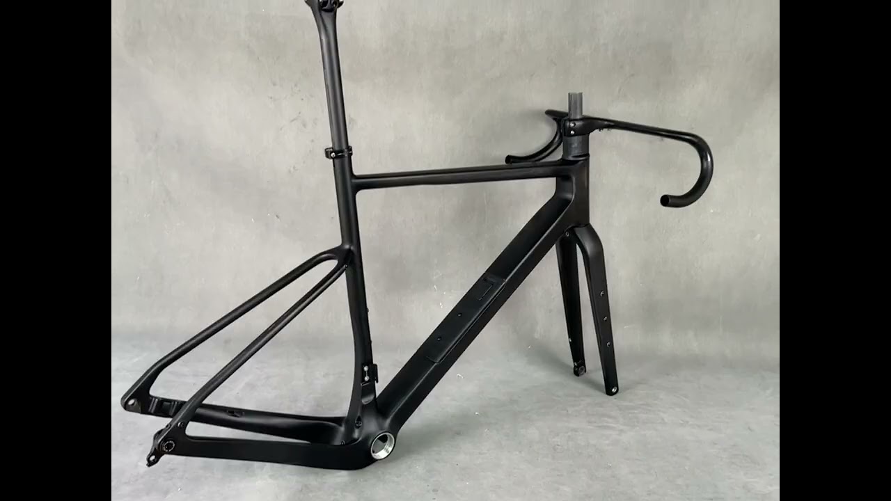 GR201 gravel frame Hidden tool box 700*50C #gravelbike #roadbike #bicycle #bike #short #racing