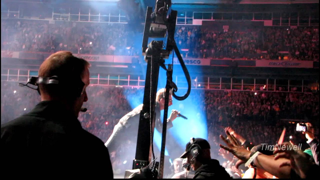 U2 (1080HD) - Beautiful Day - Denver 2011-05-21 - Invesco Field - 360 Tour
