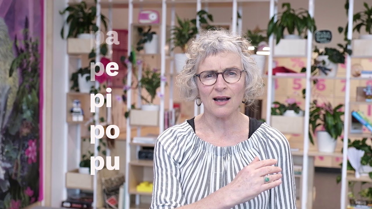 Learn te reo Māori: vowel sounds