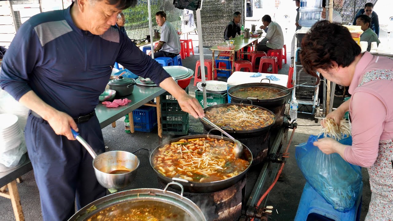 시골이지만 전국에서 찾아오는 맛집? 5천원 선지국밥 무한리필, 줄서서먹는 모란시장 돼지부속, 등갈비구이 korean street food Best 4
