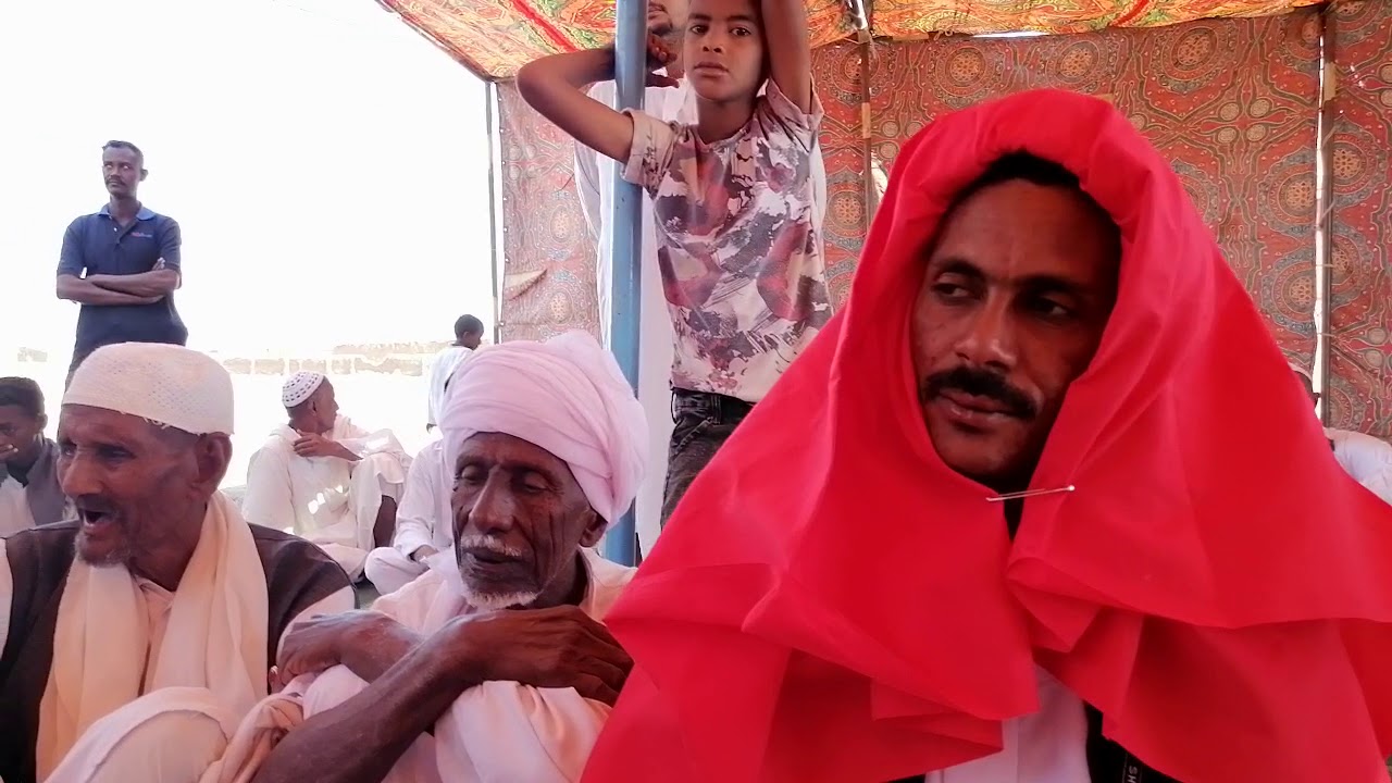المادح الطاهر الطيب يشدو في رحاب شيخ مجذوب محمدنور. الرتاجة