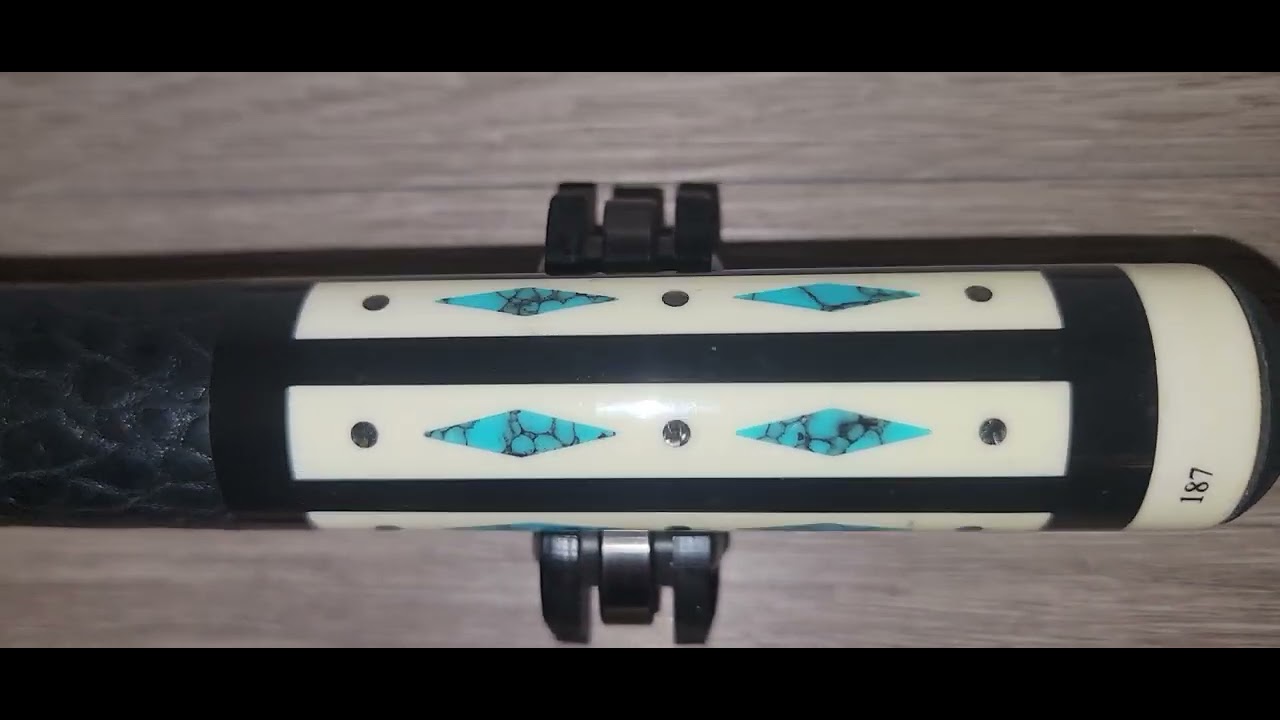 Lucasi Custom / Hybrid pool cue. - Showing the condition of it. 