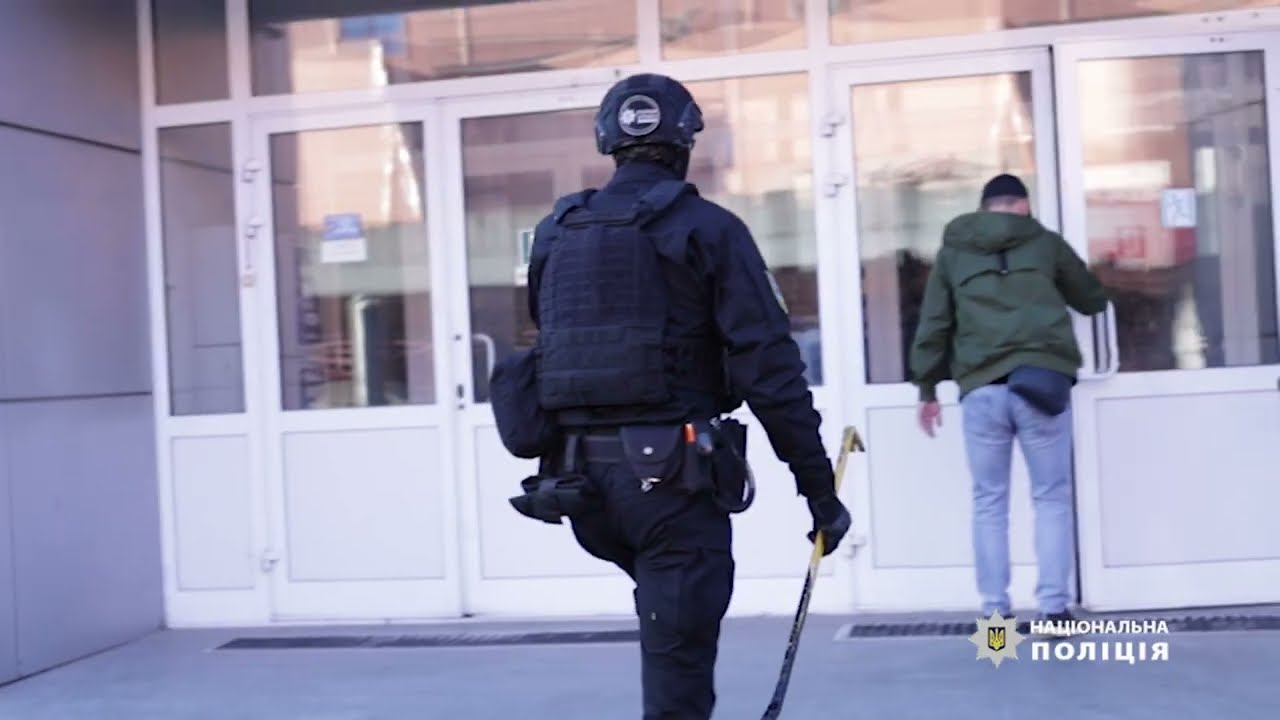 Поліцейські викрили шахрайський call-центр