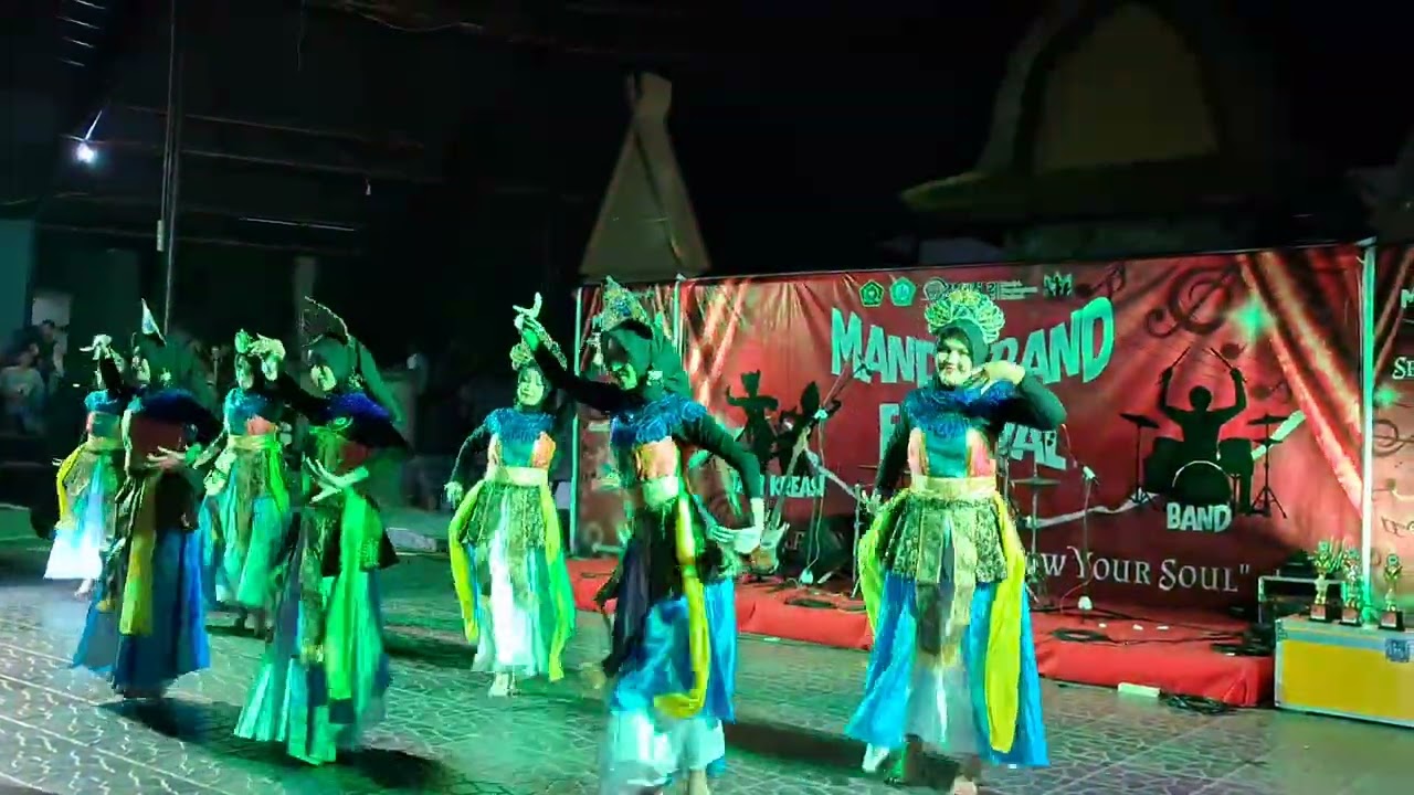 Tari kreasi 