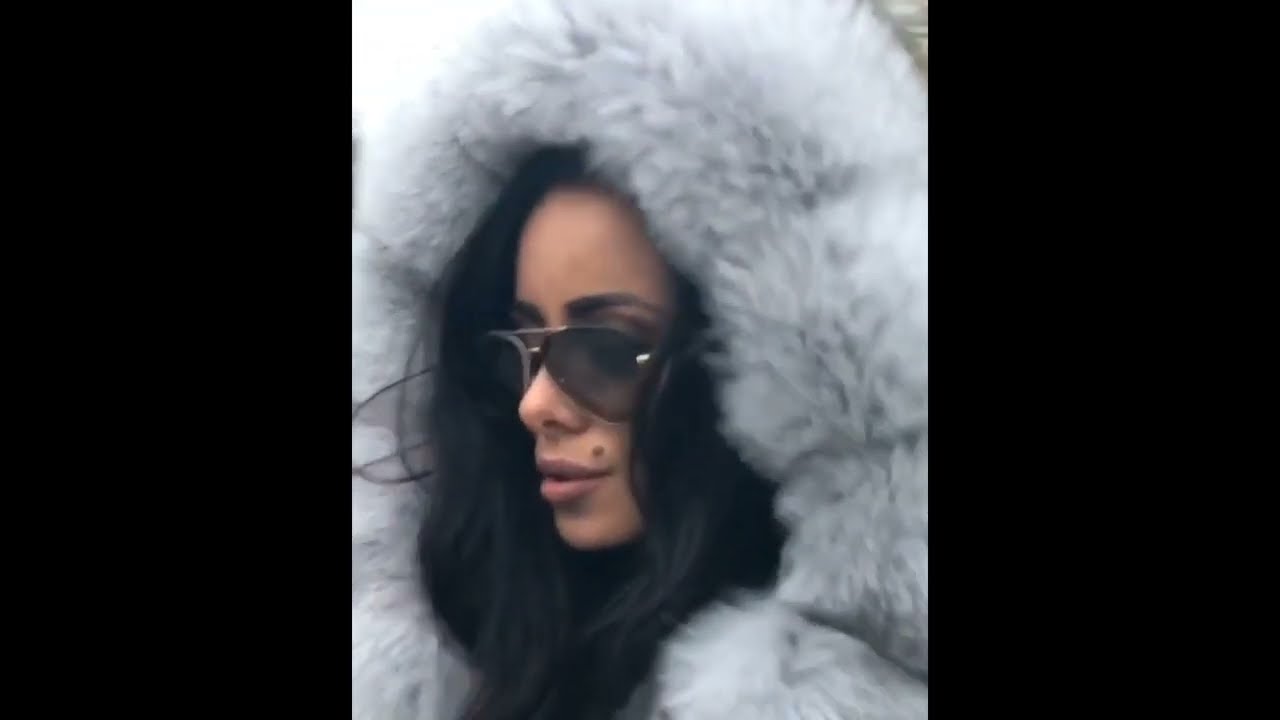 Showing Big Fur Coats And Beautiful Ladies Wear Them