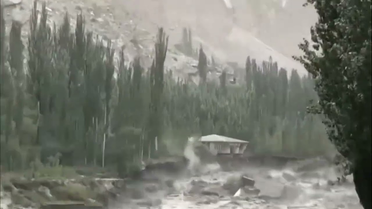 ہنزہ میں سیلابی صورتحال 