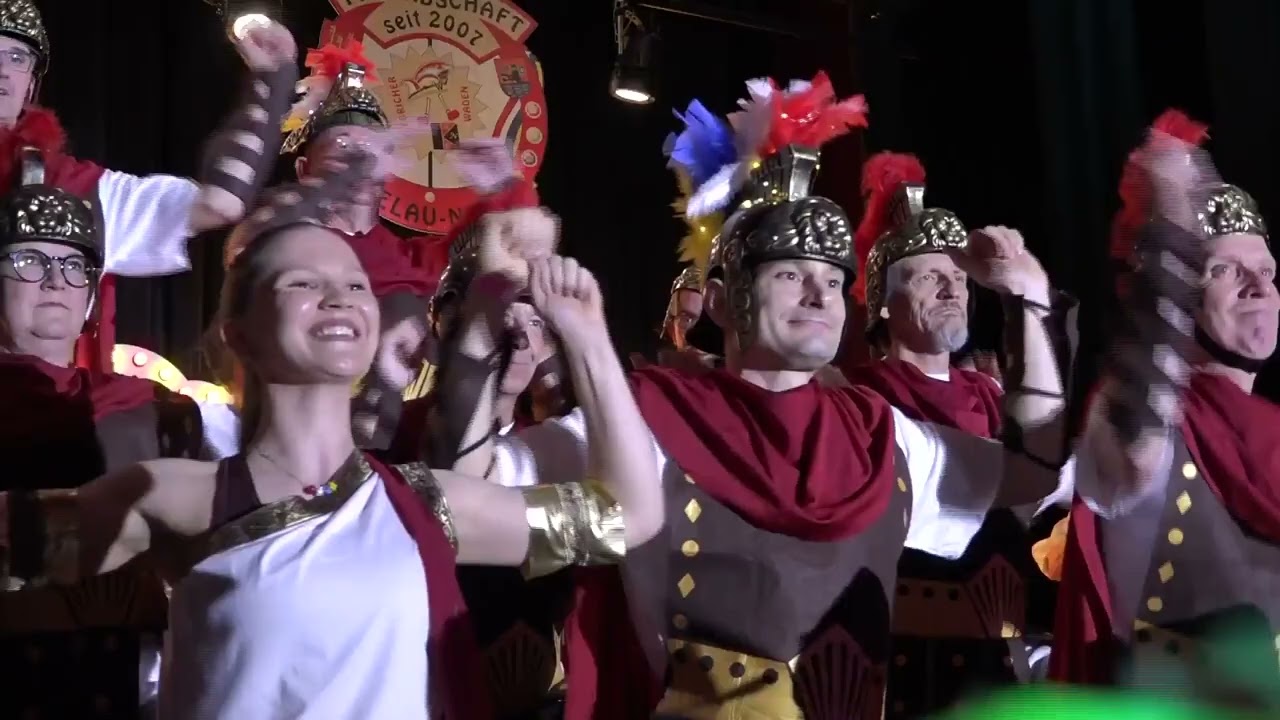 Ledeberg Karnavalstoet 28 febr 2026 1ste doortocht aan de tribune LVV Cineast Luc Van Vreckem