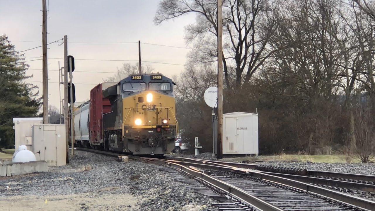 Standing Between 2 Passing Trains!  Odd Railroad Crossing, CSX & Norfolk Southern DPU Trains In Ohio