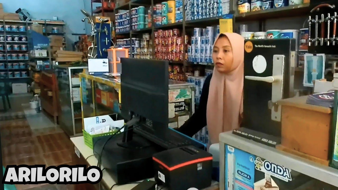 MENYUSURI JALAN PETARUKAN MENCARI KERAMIK